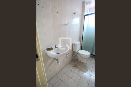Apartamento para alugar com 55m², 2 quartos e 1 vaga Apartamento para alugar com 55m², 2 quartos e 1 vagaBanheiro