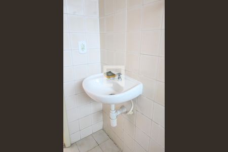 Apartamento para alugar com 55m², 2 quartos e 1 vaga Apartamento para alugar com 55m², 2 quartos e 1 vagaBanheiro