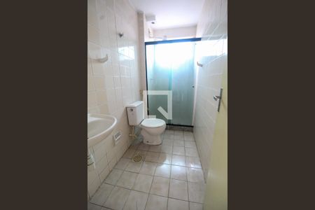 Apartamento para alugar com 55m², 2 quartos e 1 vaga Apartamento para alugar com 55m², 2 quartos e 1 vagaBanheiro