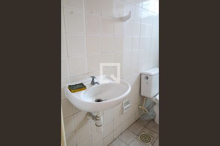 Apartamento para alugar com 55m², 2 quartos e 1 vaga Apartamento para alugar com 55m², 2 quartos e 1 vagaBanheiro