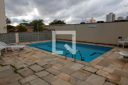 Apartamento à venda com 65m², 2 quartos e 1 vaga Apartamento à venda com 65m², 2 quartos e 1 vagaÁrea comum - Piscina