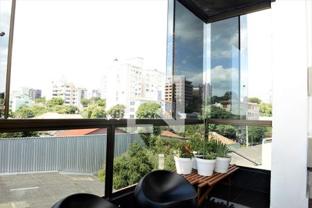 Apartamento à venda com 70m², 2 quartos e sem vagaSacada