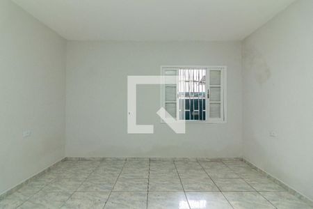 Quarto de casa para alugar com 2 quartos, 150m² em Vila Ema, Carapicuíba