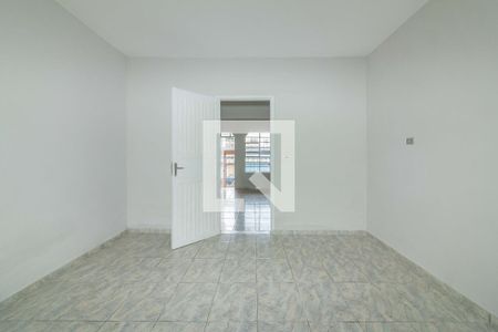 Quarto de casa para alugar com 2 quartos, 150m² em Vila Ema, Carapicuíba