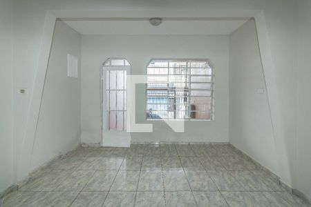 Sala de casa para alugar com 2 quartos, 150m² em Vila Ema, Carapicuíba