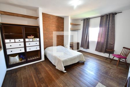 Casa à venda com 162m², 4 quartos e 2 vagasQuarto Suíte