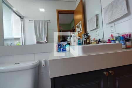 Apartamento à venda com 164m², 3 quartos e 4 vagasBanheiro suíte 2