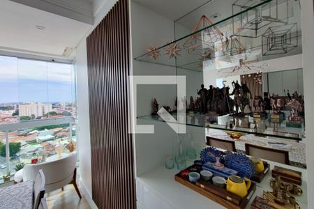 Apartamento à venda com 164m², 3 quartos e 4 vagasDetalhe da sala