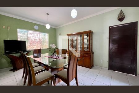 Sala de Jantar de casa à venda com 4 quartos, 255m² em Álvaro Camargos, Belo Horizonte