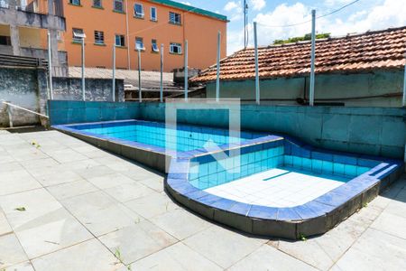 Casa à venda com 504m², 2 quartos e 1 vagaQuintal - Piscina