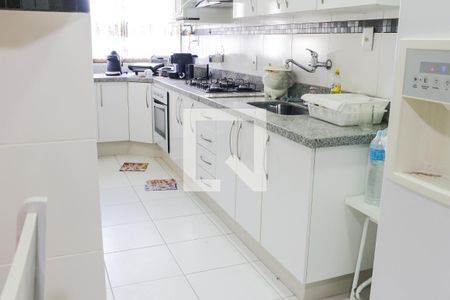 Apartamento à venda com 150m², 3 quartos e 2 vagasCozinha - Armários