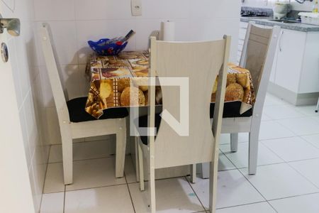 Apartamento à venda com 150m², 3 quartos e 2 vagasCozinha