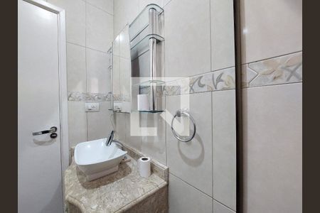 Casa para alugar com 70m², 2 quartos e 1 vagaBanheiro