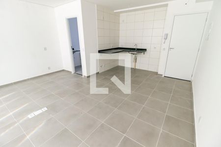 Sala / Quarto de casa de condomínio para alugar com 1 quarto, 39m² em Vila Ernesto, São Paulo
