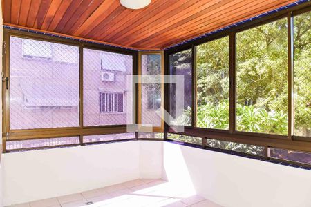 Sacada de apartamento para alugar com 2 quartos, 78m² em São João, Porto Alegre