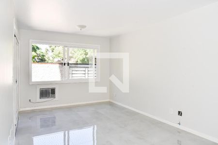 Sala de apartamento para alugar com 2 quartos, 78m² em São João, Porto Alegre