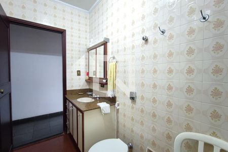 Casa para alugar com 280m², 5 quartos e 2 vagasBanheiro