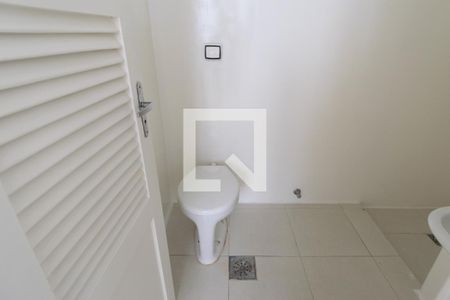 Apartamento à venda com 210m², 4 quartos e 1 vagaBanheiro de Serviço