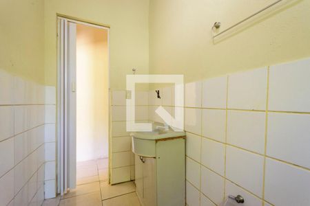 Banheiro de casa para alugar com 1 quarto, 45m² em Campo Novo, Porto Alegre