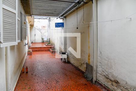 Casa para alugar com 150m², 2 quartos e 2 vagas Casa para alugar com 150m², 2 quartos e 2 vagasQuintal