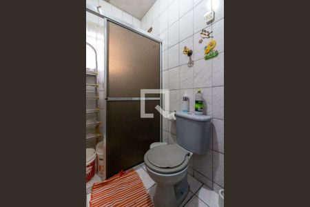 Casa à venda com 125m², 4 quartos e 1 vaga Casa à venda com 125m², 4 quartos e 1 vagaBanheiro Corredor