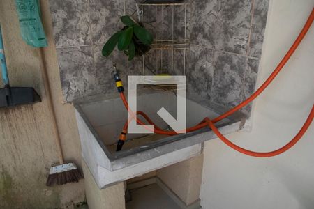 Casa à venda com 200m², 3 quartos e 3 vagas Casa à venda com 200m², 3 quartos e 3 vagasÁrea de Serviço casa 2