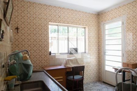 Casa à venda com 200m², 3 quartos e 3 vagas Casa à venda com 200m², 3 quartos e 3 vagasCozinha casa 2