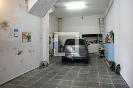 Casa à venda com 200m², 3 quartos e 3 vagas Casa à venda com 200m², 3 quartos e 3 vagasGaragem