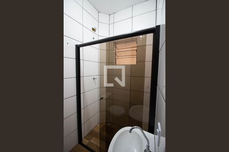 Banheiro de casa para alugar com 1 quarto, 45m² em Jardim Nazareth, São Paulo