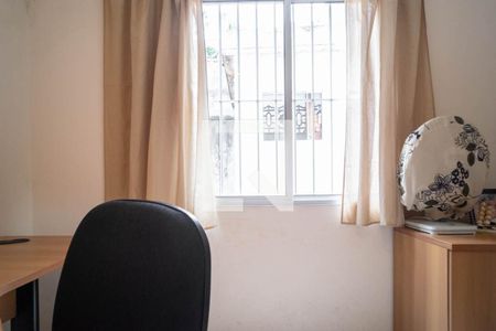 Casa à venda com 253m², 5 quartos e 2 vagasQuarto