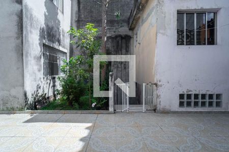 Casa à venda com 253m², 5 quartos e 2 vagasFachada