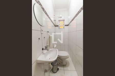 Casa à venda com 140m², 3 quartos e 2 vagasBanheiro de serviço