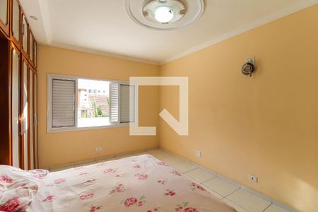 Casa à venda com 140m², 3 quartos e 2 vagasSuíte