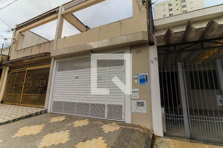 Casa à venda com 140m², 3 quartos e 2 vagasFachada