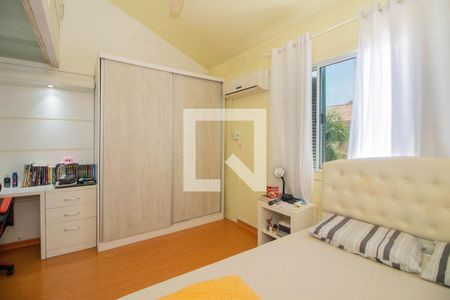 Casa de condomínio à venda com 76m², 2 quartos e 1 vagaSuíte 1