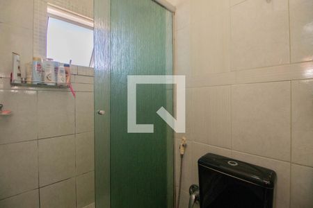 Casa de condomínio à venda com 76m², 2 quartos e 1 vagaBanheiro da Suíte 2