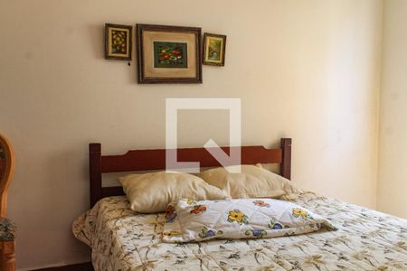 Quarto 1  de apartamento para alugar com 2 quartos, 70m² em Jardim Las Palmas, Guarujá