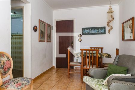 Sala de apartamento para alugar com 2 quartos, 70m² em Jardim Las Palmas, Guarujá