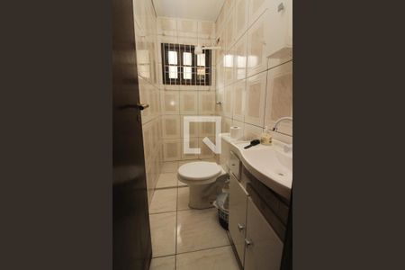 Casa à venda com 10000m², 3 quartos e 2 vagasBanheiro Social