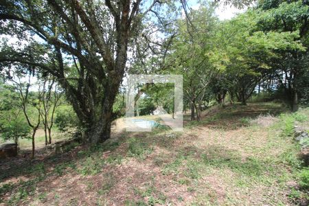 Casa à venda com 10000m², 3 quartos e 2 vagasQuintal