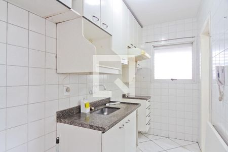 Cozinha de apartamento para alugar com 2 quartos, 57m² em Vila Palmeiras, São Paulo