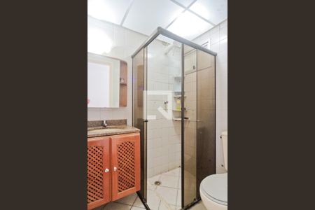 Banheiro de apartamento para alugar com 2 quartos, 57m² em Vila Palmeiras, São Paulo