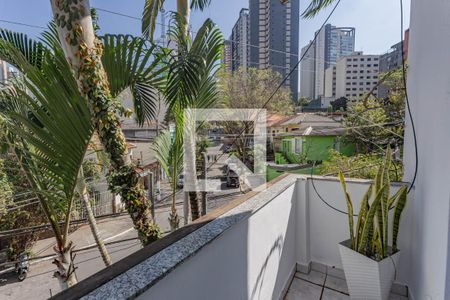 Varanda de casa à venda com 3 quartos, 120m² em Aclimação, São Paulo