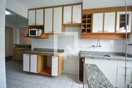 Apartamento à venda com 77m², 2 quartos e 1 vagaCozinha