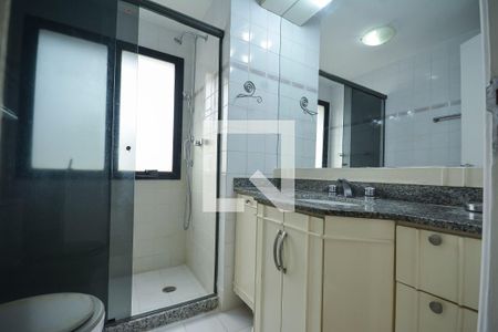 Apartamento à venda com 77m², 2 quartos e 1 vagaBanheiro da suíte