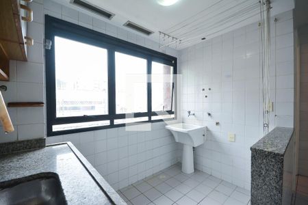 Apartamento à venda com 77m², 2 quartos e 1 vagaDetalhe da área de serviço