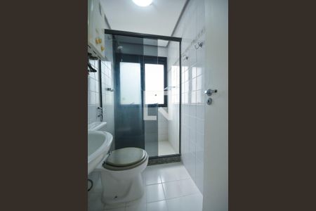 Apartamento à venda com 77m², 2 quartos e 1 vagaBanheiro Social