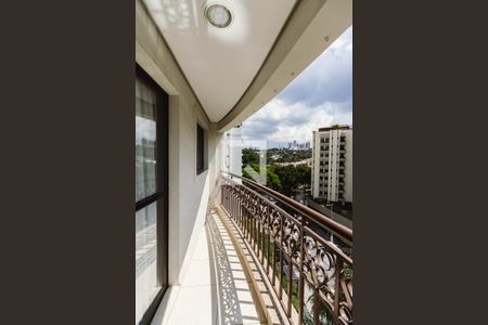 Apartamento para alugar com 96m², 3 quartos e 2 vagasVaranda