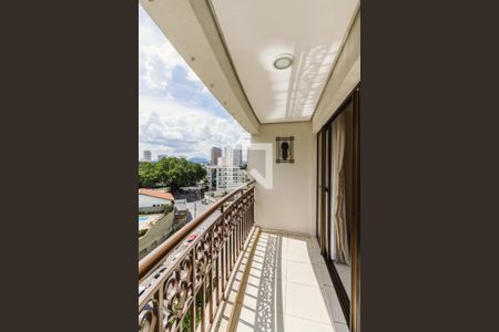 Apartamento para alugar com 96m², 3 quartos e 2 vagasVaranda
