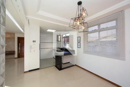 Sala de apartamento à venda com 3 quartos, 94m² em Carlos Prates, Belo Horizonte